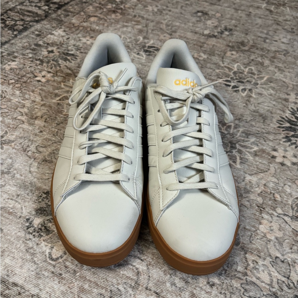 Men’s White Adidas Sneakers, Size 10